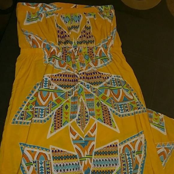 Plus Size Maxi - Picture 2 of 2